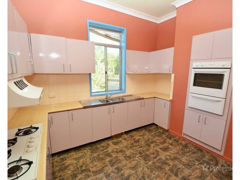 8 Bridge Street, Lithgow NSW 2790