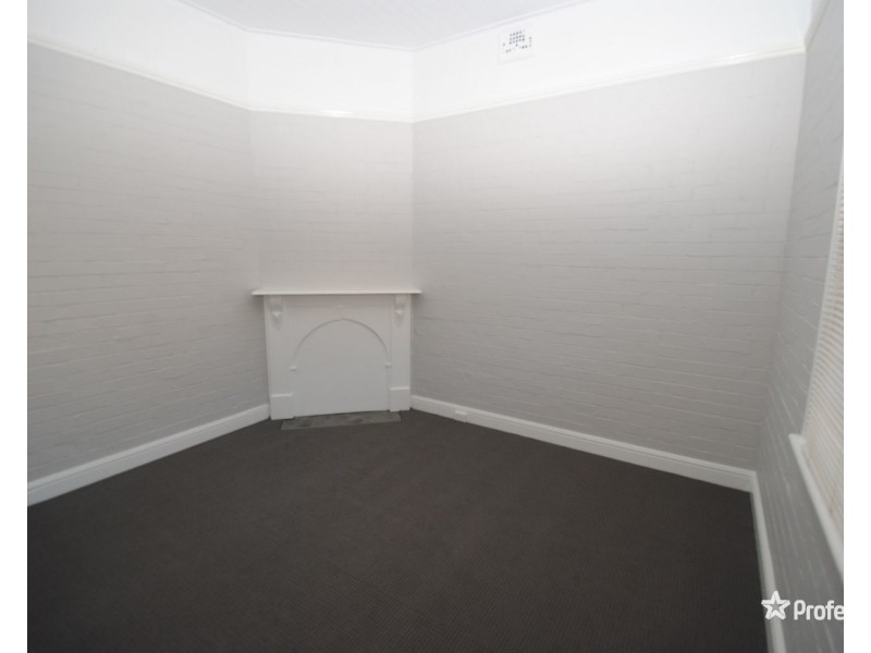 19 Silcock Street, Lithgow NSW 2790