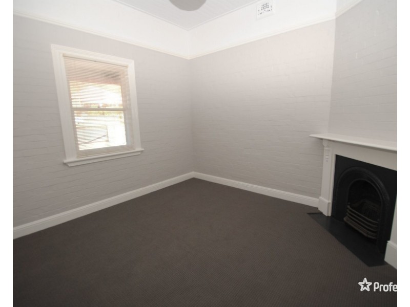 19 Silcock Street, Lithgow NSW 2790