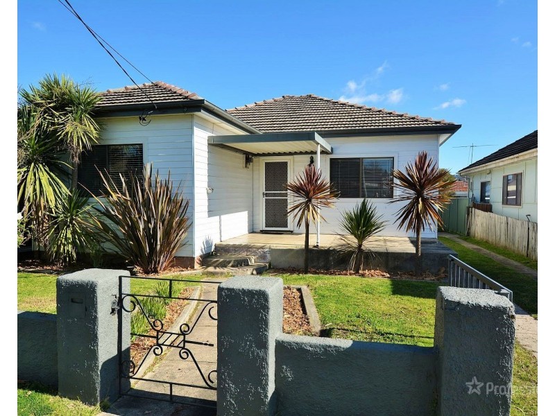 66 Rifle Parade, Lithgow NSW 2790