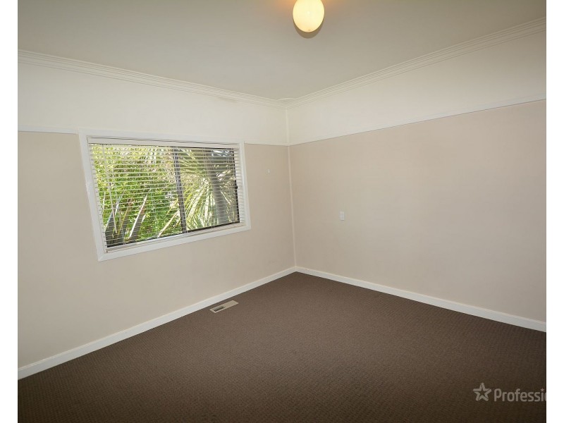 66 Rifle Parade, Lithgow NSW 2790