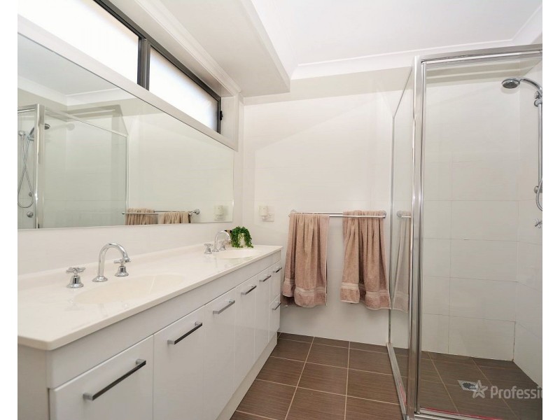 11 Surveyors Way, Lithgow NSW 2790