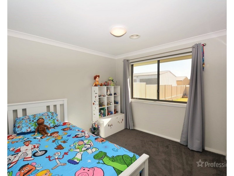 11 Surveyors Way, Lithgow NSW 2790