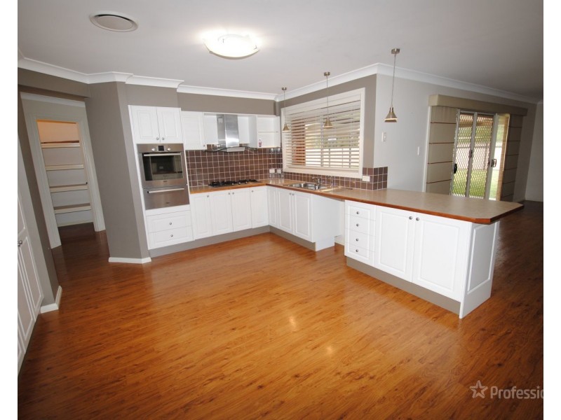14 Thornley Close, Lithgow NSW 2790