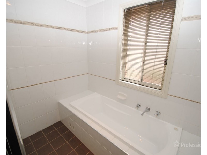 14 Thornley Close, Lithgow NSW 2790