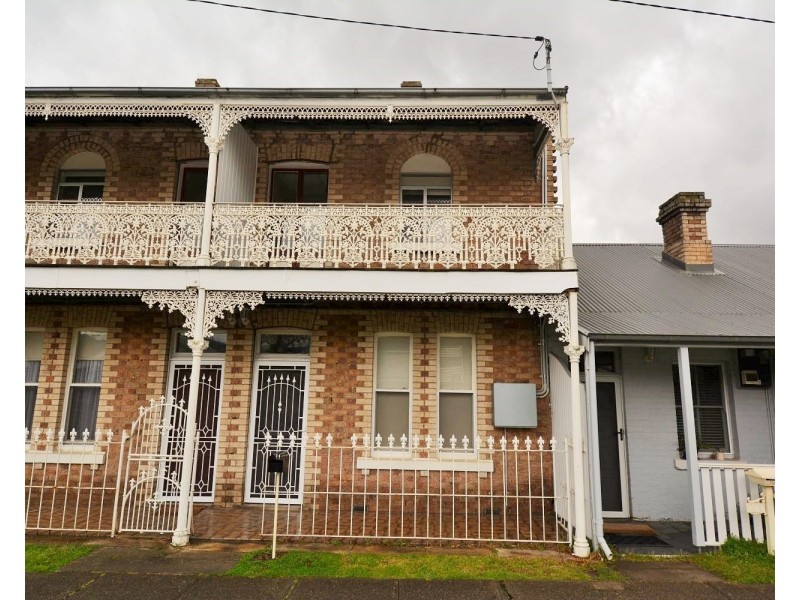 106 Inch Street, Lithgow NSW 2790