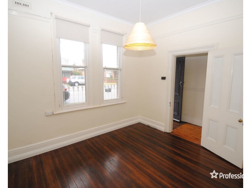 106 Inch Street, Lithgow NSW 2790