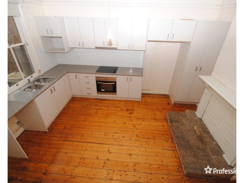 106 Inch Street, Lithgow NSW 2790