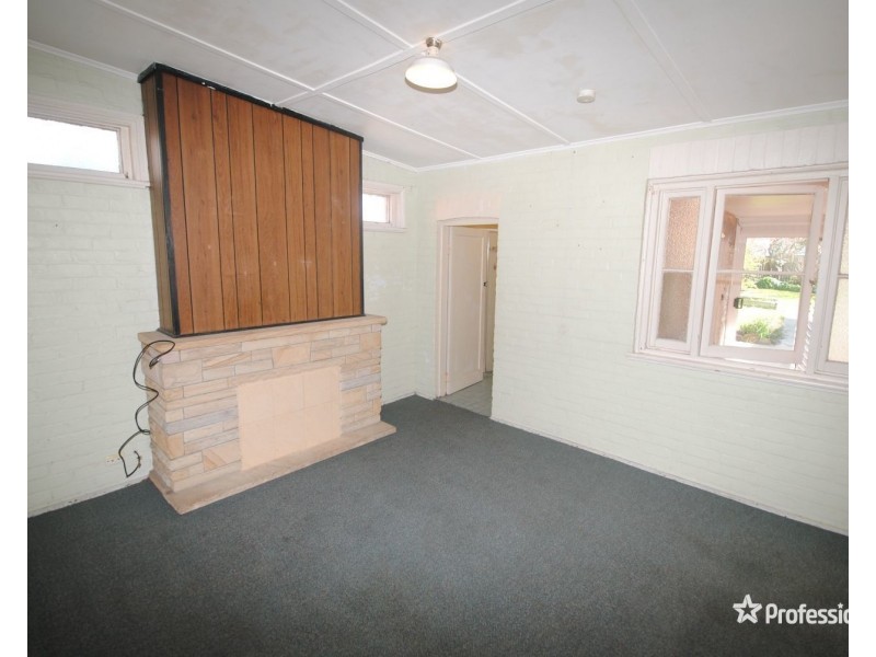 12 Selwyn Street, Lithgow NSW 2790