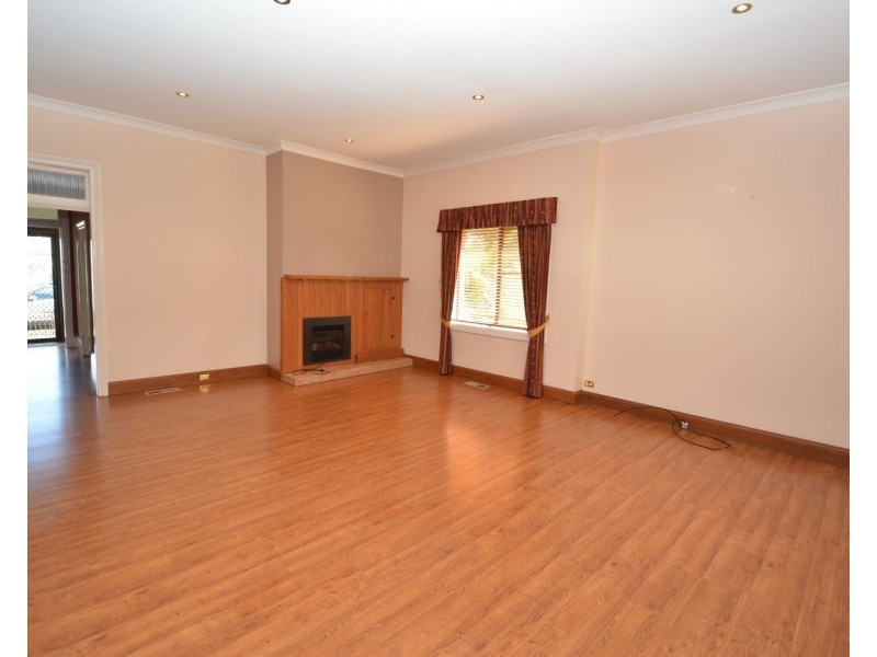 87 Calero Street, Lithgow NSW 2790