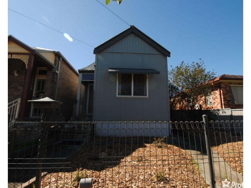 37 Ferro Street, Lithgow NSW 2790