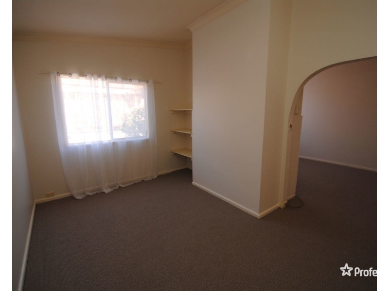 37 Ferro Street, Lithgow NSW 2790