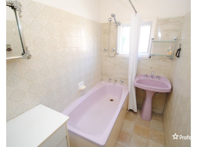 37 Ferro Street, Lithgow NSW 2790