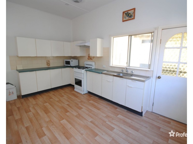 37 Ferro Street, Lithgow NSW 2790