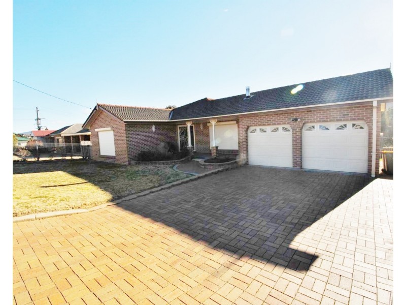 38 James Parade, Wallerawang NSW 2845