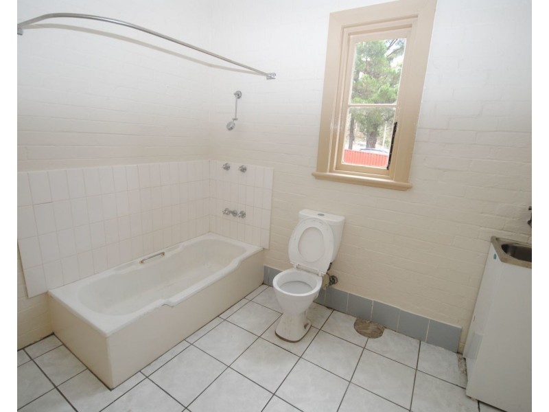 4 Hassan Street, Lithgow NSW 2790
