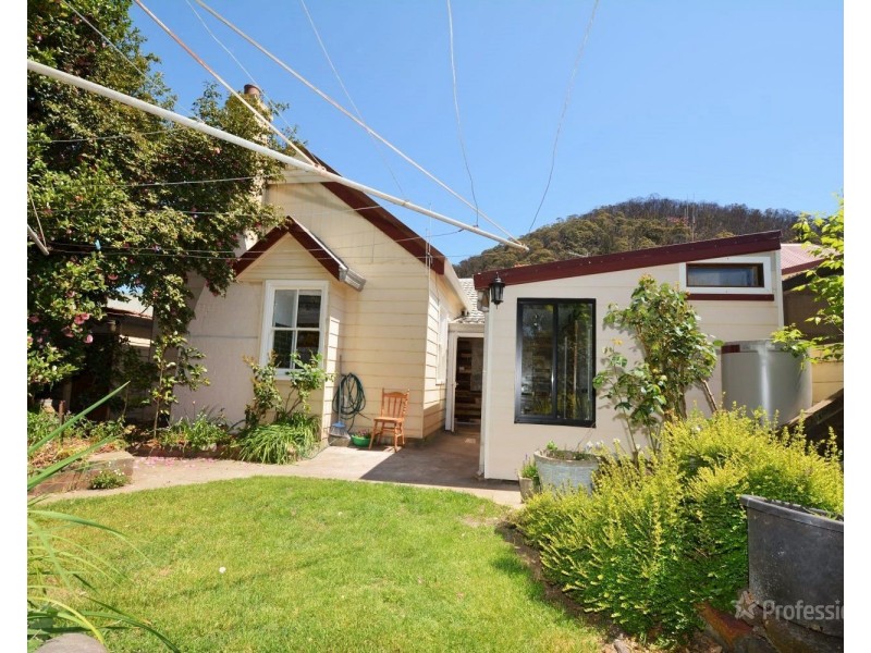 15 Coalbrook Street, Lithgow NSW 2790