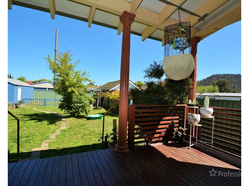 82 Calero Street, Lithgow NSW 2790