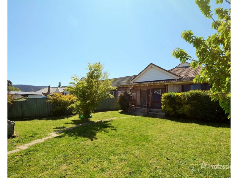 82 Calero Street, Lithgow NSW 2790