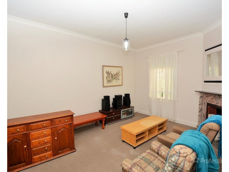 77 Cupro Street, Lithgow NSW 2790