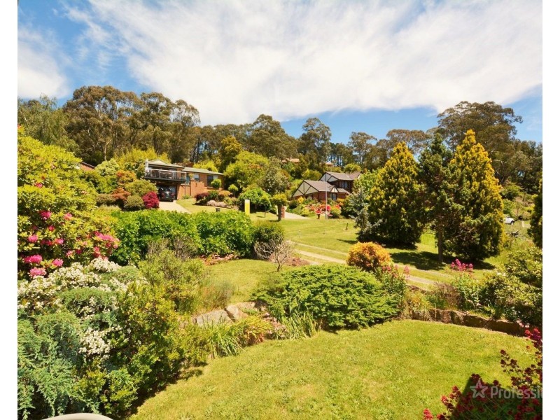 4 Hill Range Crescent, Lithgow NSW 2790