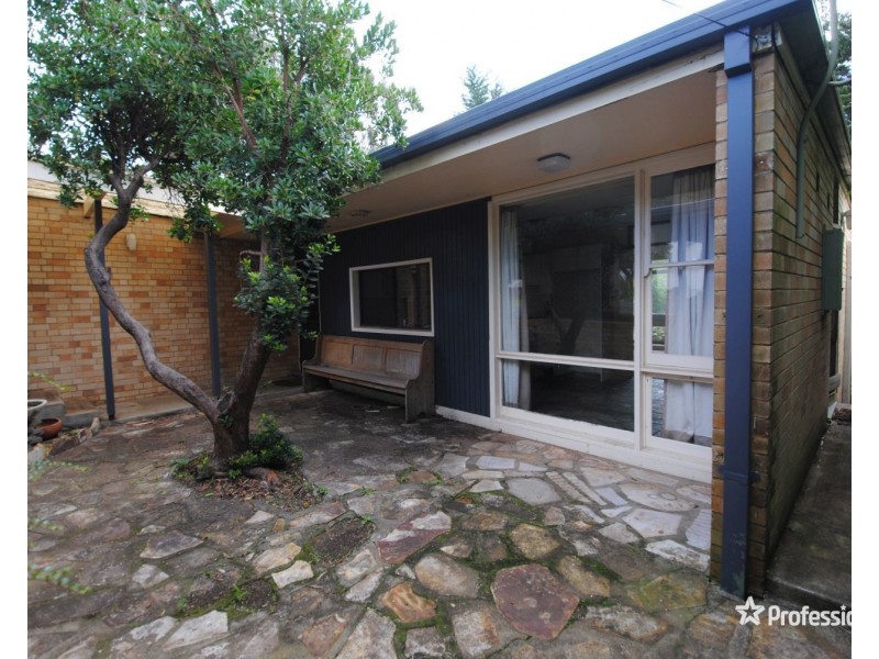 16 Birdwood Street, Lithgow NSW 2790