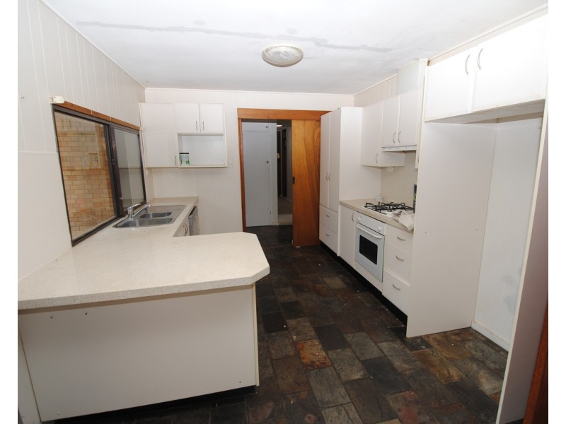 16 Birdwood Street, Lithgow NSW 2790