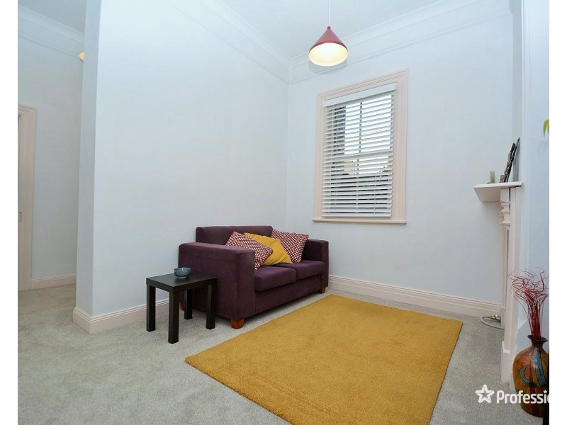 18 Waratah Street, Lithgow NSW 2790