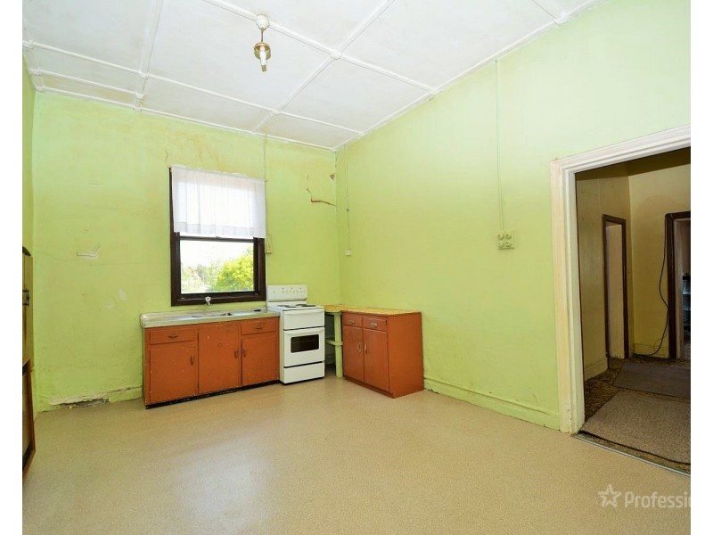 14 High Street, Portland NSW 2847