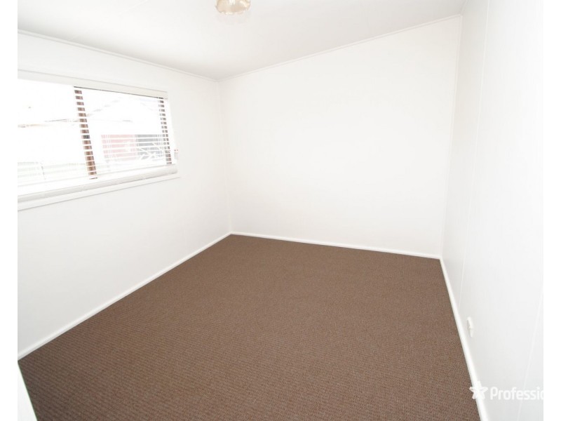 39 Rifle Parade, Lithgow NSW 2790