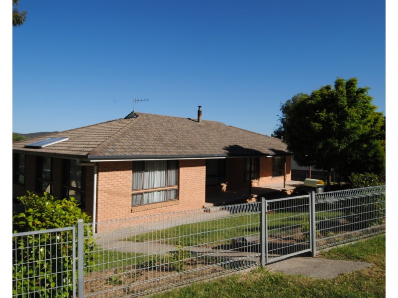 6 Burton Street, Portland NSW 2847