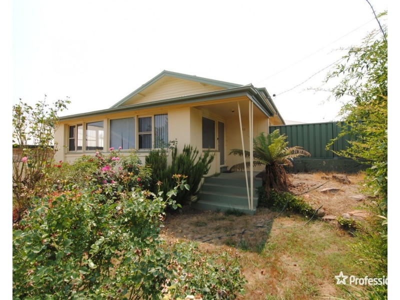 12 Lemnos Street, Lithgow NSW 2790