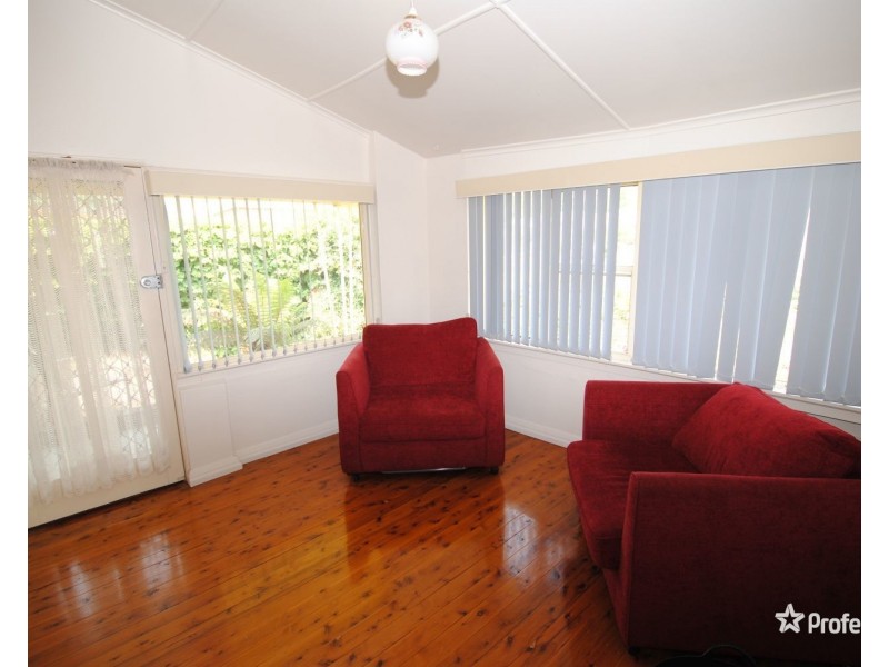 12 Lemnos Street, Lithgow NSW 2790