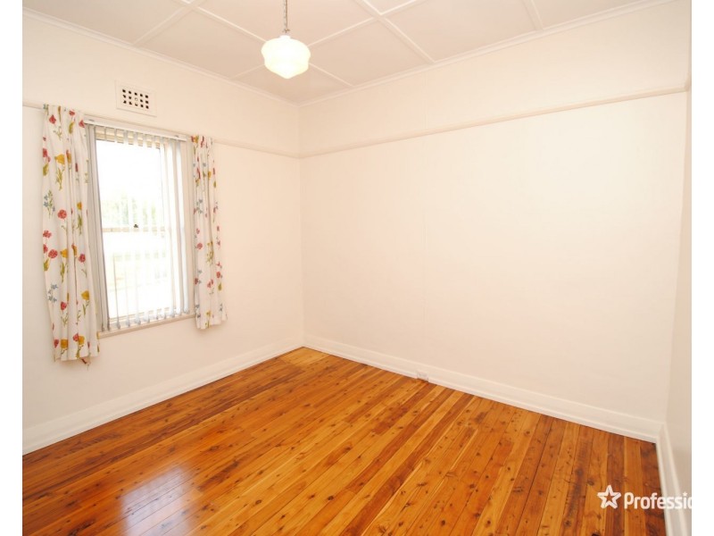 12 Lemnos Street, Lithgow NSW 2790