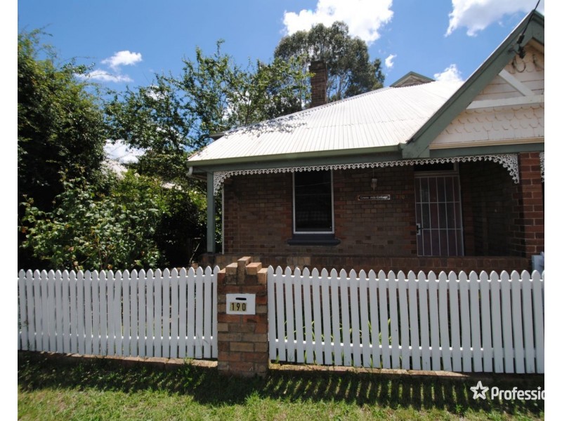190 Inch Street, Lithgow NSW 2790