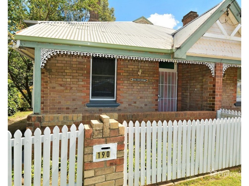 190 Inch Street, Lithgow NSW 2790