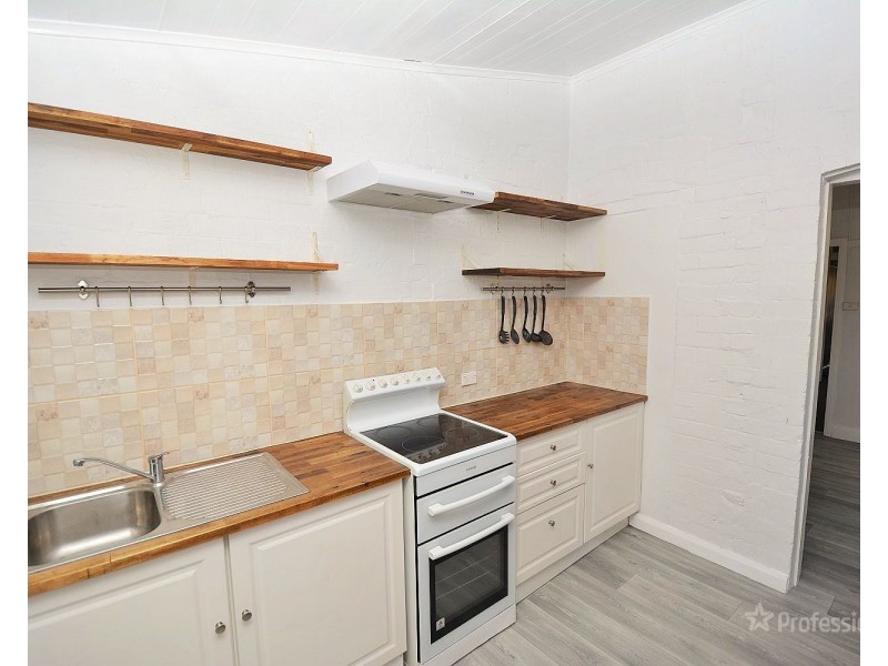 190 Inch Street, Lithgow NSW 2790