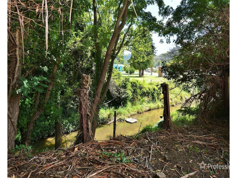 190 Inch Street, Lithgow NSW 2790