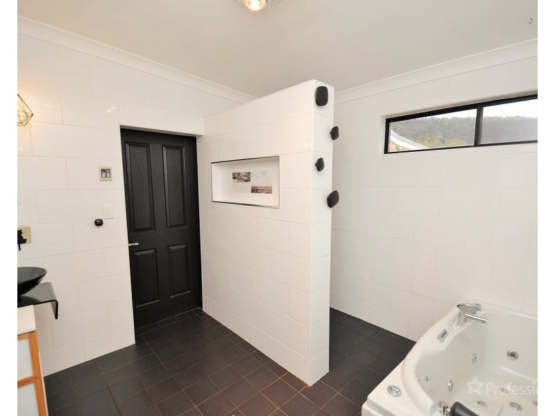 10 Laidley Street, Lithgow NSW 2790