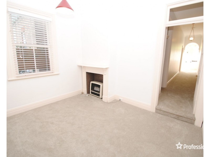18 Waratah Street, Lithgow NSW 2790