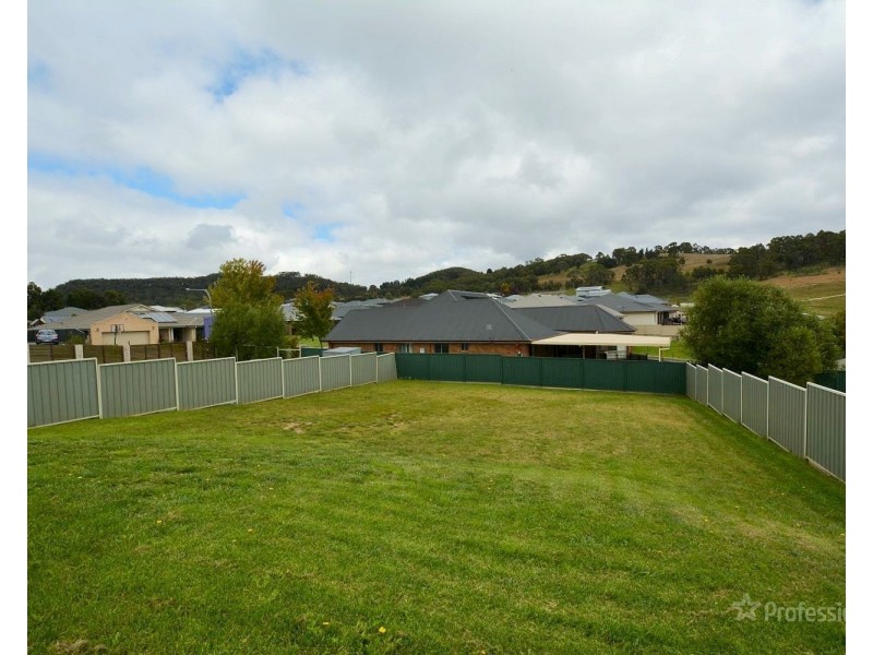 23 Kirkley Street, Lithgow NSW 2790