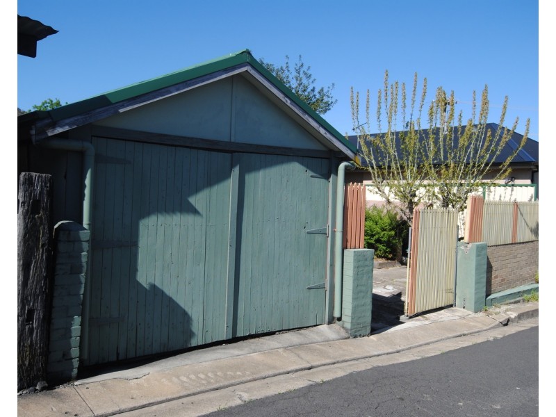 20 Lett Street, Lithgow NSW 2790