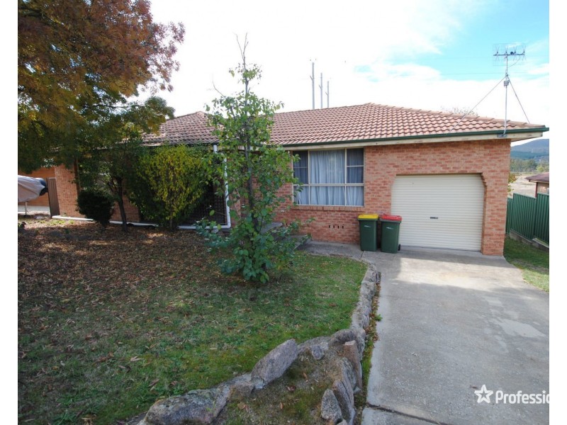 12 Walker Drive, Wallerawang NSW 2845