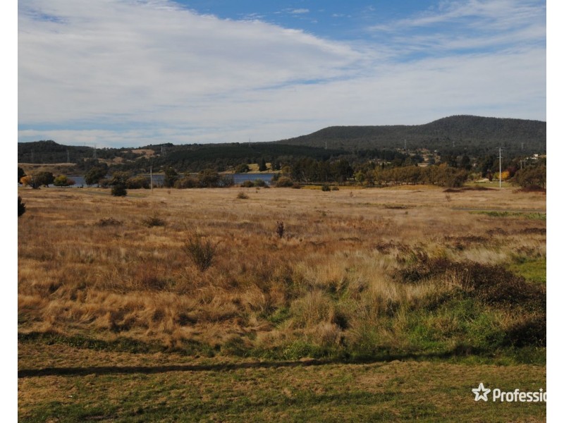 12 Walker Drive, Wallerawang NSW 2845