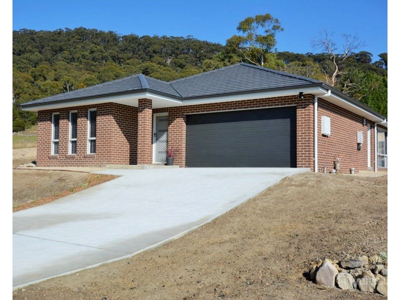 3 Willowbank Avenue, Lithgow NSW 2790