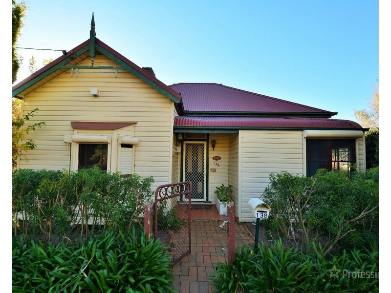 138 Bells Road, Lithgow NSW 2790