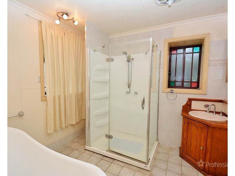 138 Bells Road, Lithgow NSW 2790