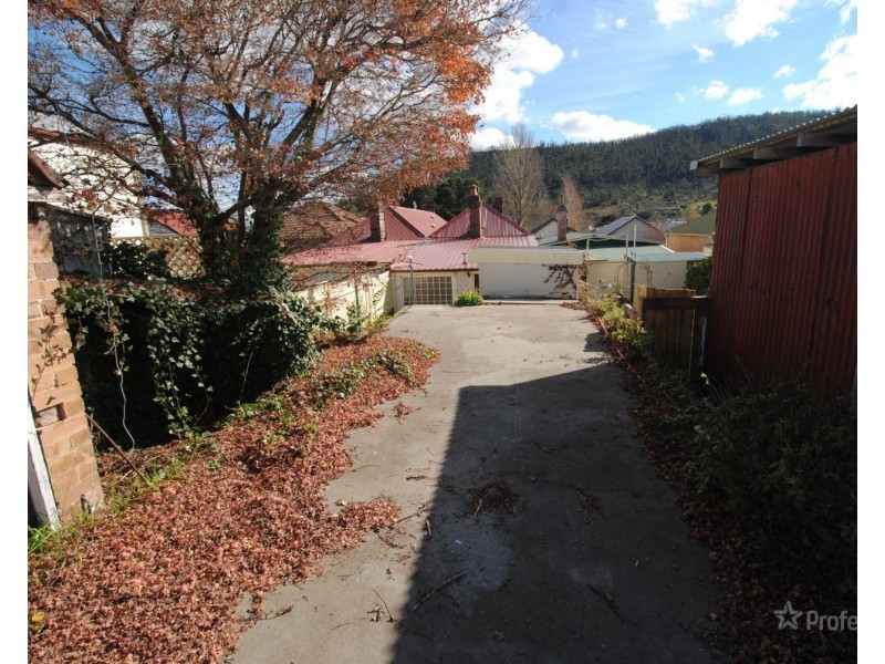 71 Inch Street, Lithgow NSW 2790