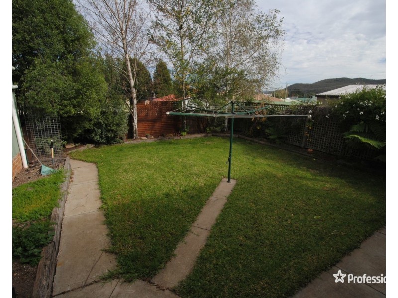 11 Lyon Parade, Wallerawang NSW 2845