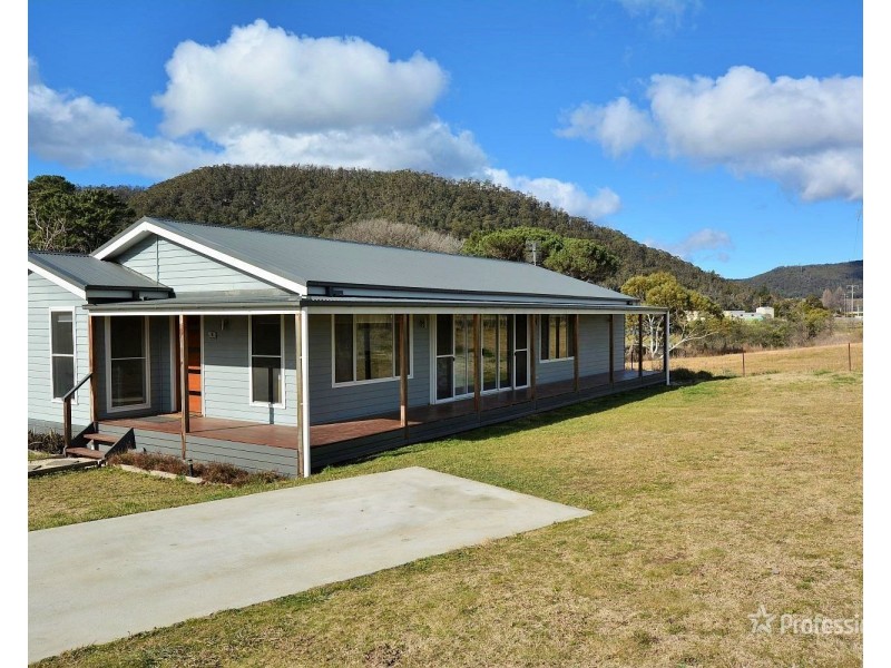18 Chivers Close, Lithgow NSW 2790
